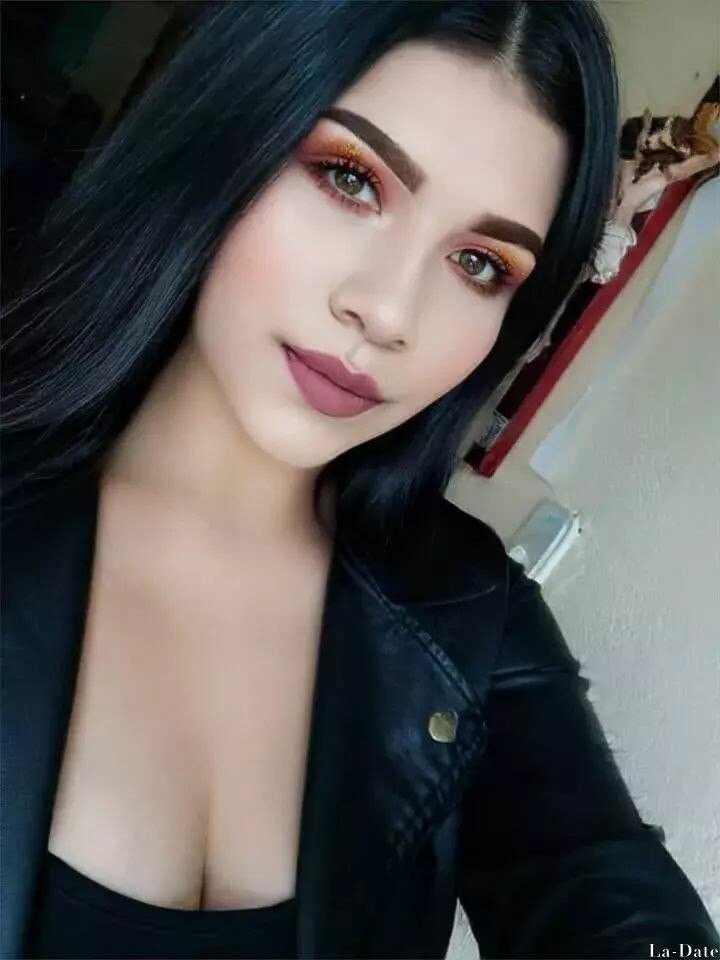 Marisella, 19