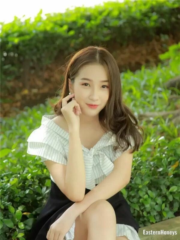 Anna, 22