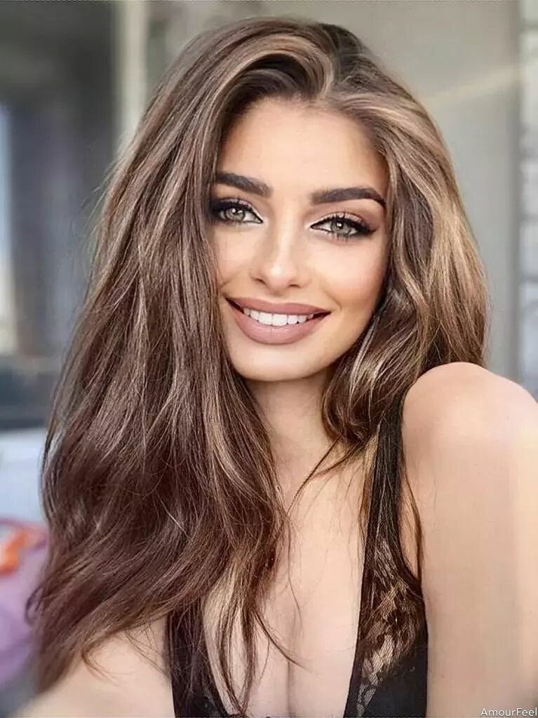 Anastasia, 23