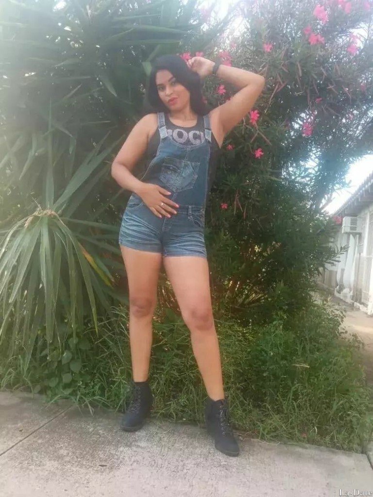 Iva, 30