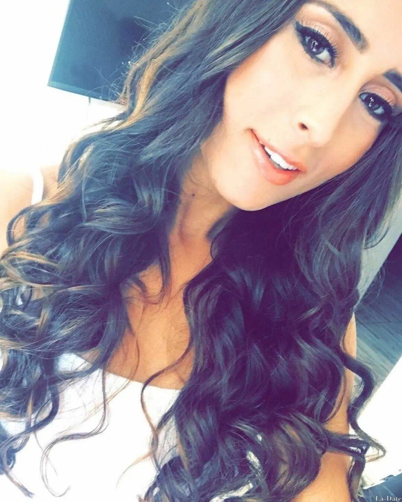 Martha, 26