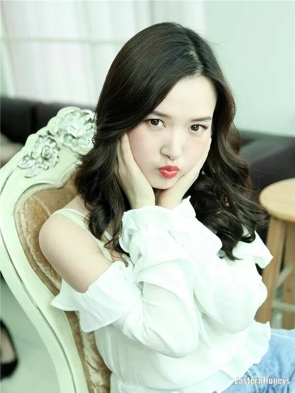Qi, 27